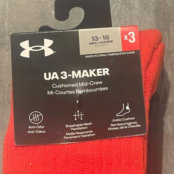Under Armour Crew 3 Pair Socks Red Navy Gray 1373085 890 XL New With Tags - Picture 2 of 6